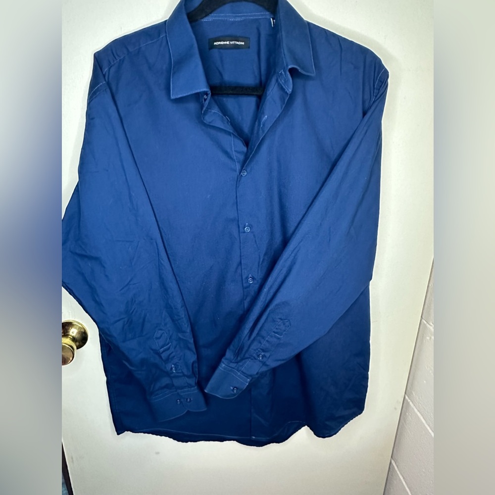 Adrienne Vittadini button down shirt‎
